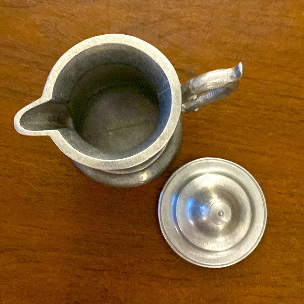 Wilton Armetale Pewter Covered Cream & Sugar - Picture 5 of 9